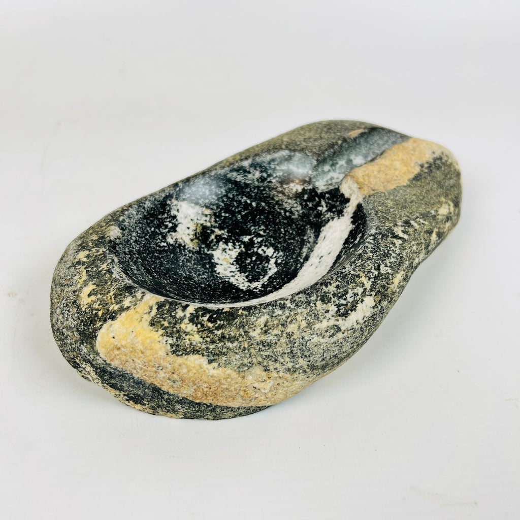 River Stone White Lined Ash Tray