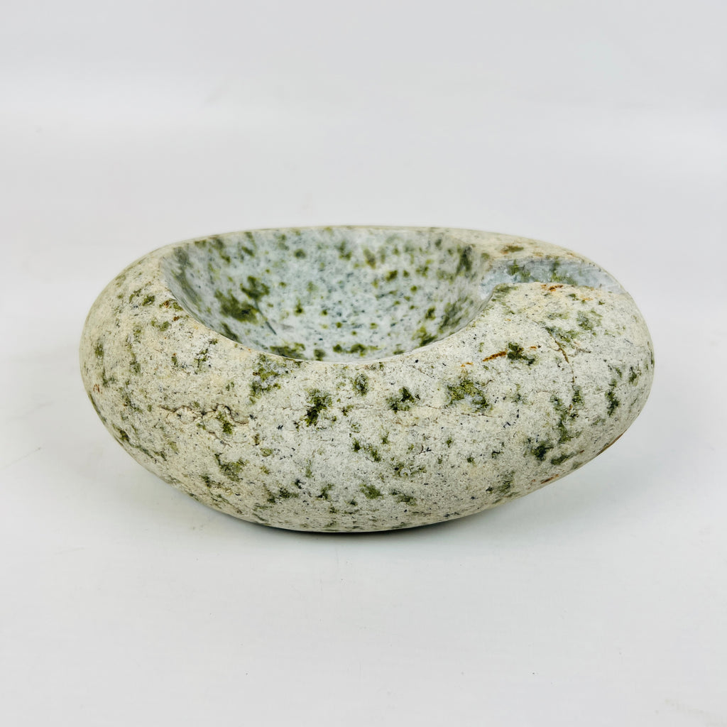 River Stone Spotted Eggshell Ash Tray