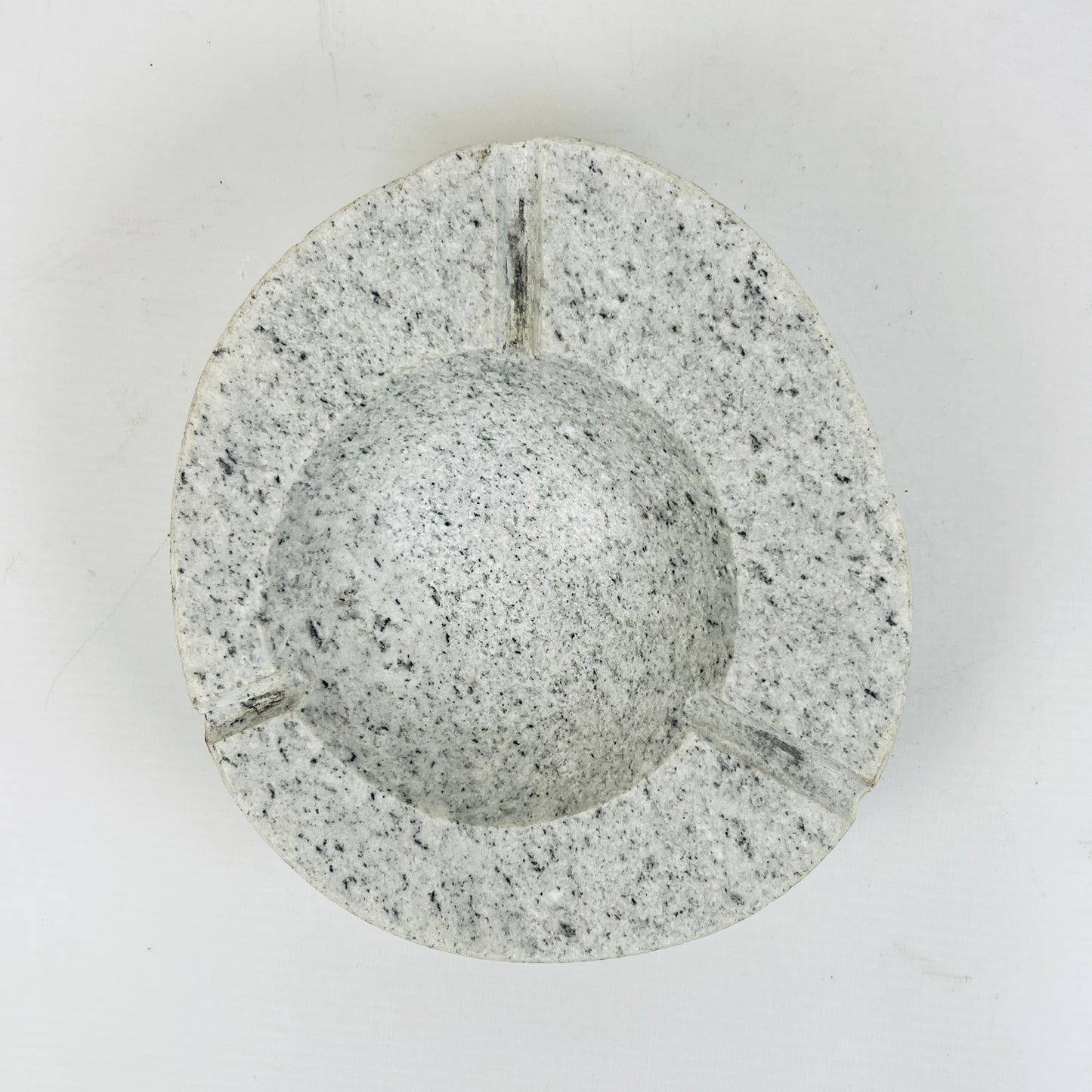 Light Grey Grained Ash Tray - River Stone