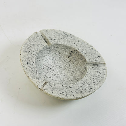 Light Grey Grained Ash Tray - River Stone