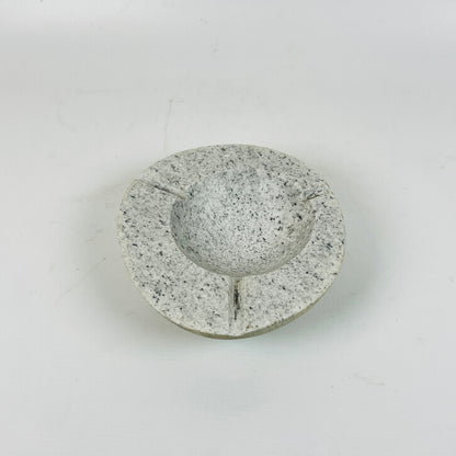 Light Grey Grained Ash Tray - River Stone