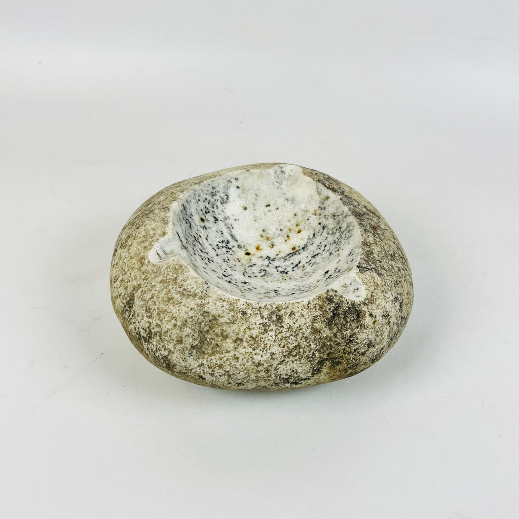 River Stone Black And Caramel Dotted Ash Tray