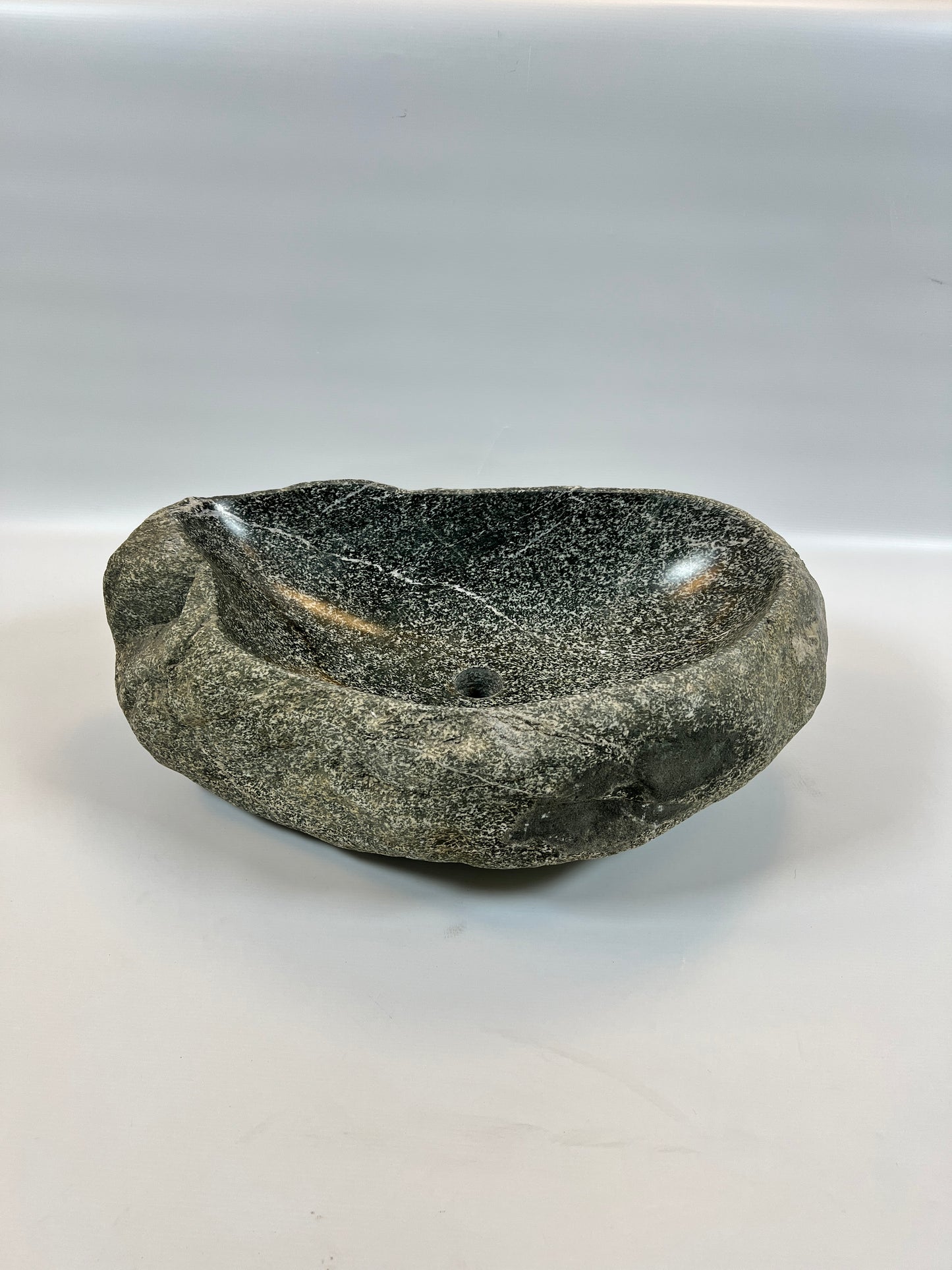 White Lined Sink - River Stone