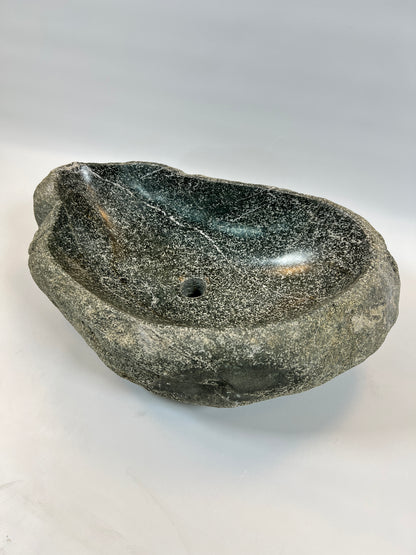 White Lined Sink - River Stone