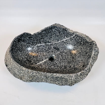 Salt And Pepper Lined Sink - River Stone