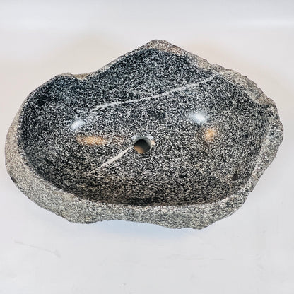 Salt And Pepper Lined Sink - River Stone
