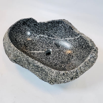 Salt And Pepper Lined Sink - River Stone