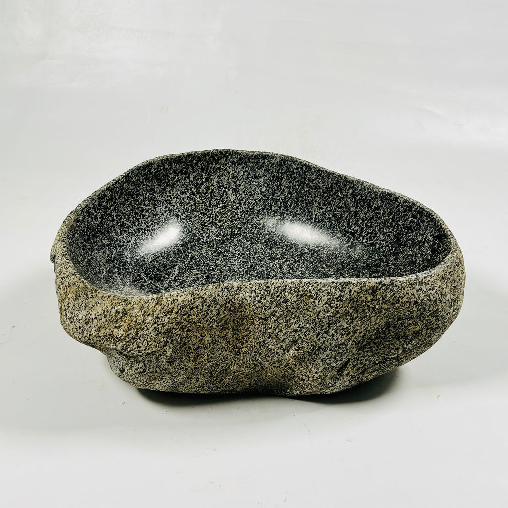 White Dotted River Stone Sink