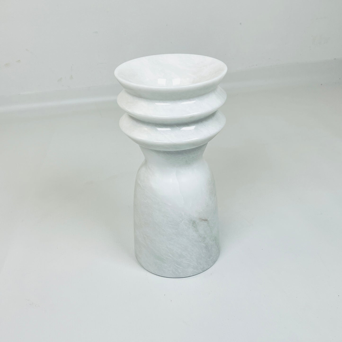 Ribbed Vase - Gray