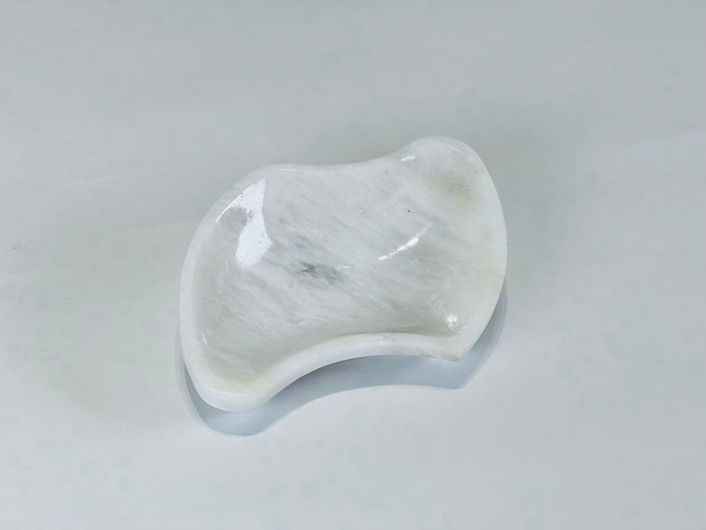 Marble Curved Puzzle Soap Dish