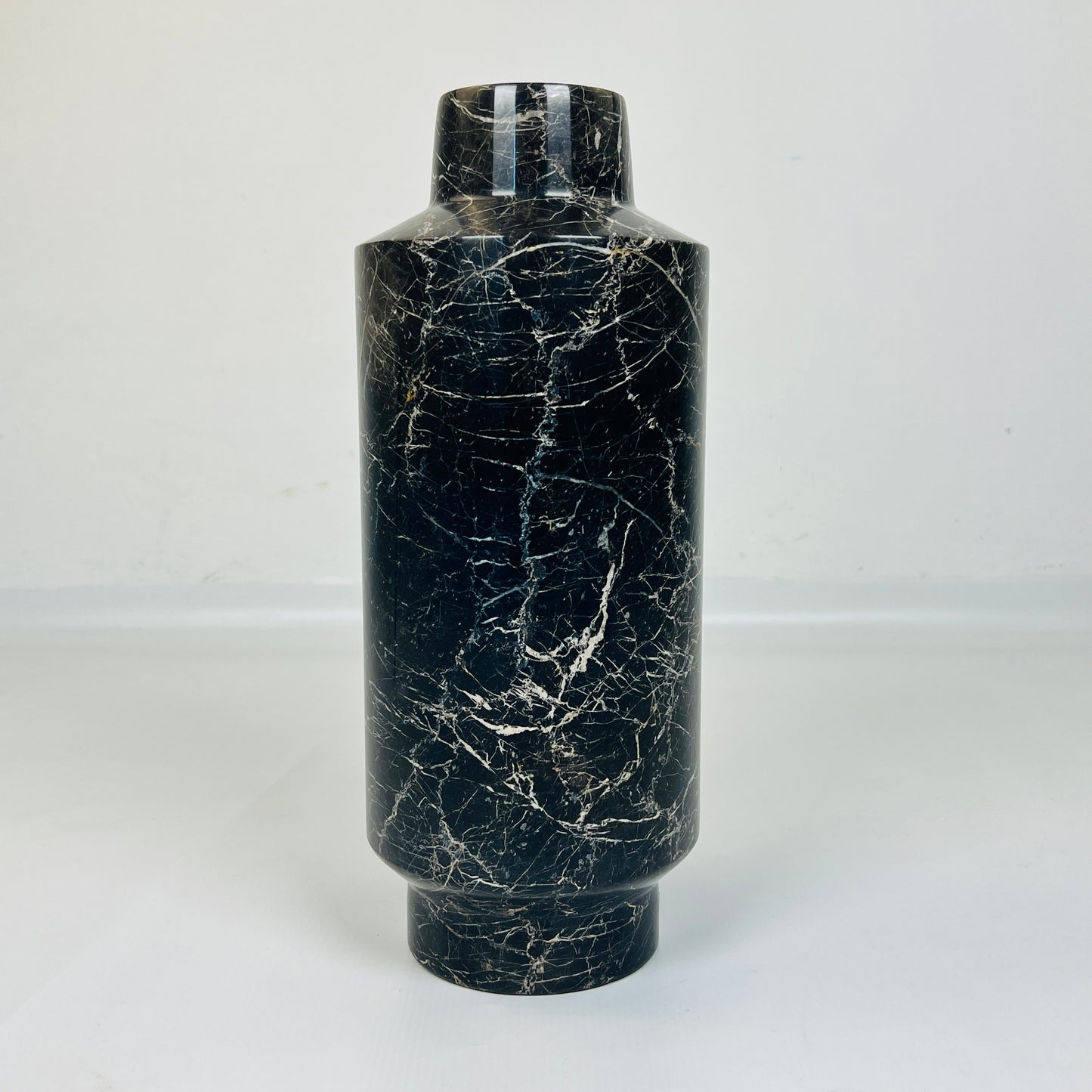 Cylindrical Vase - Black
