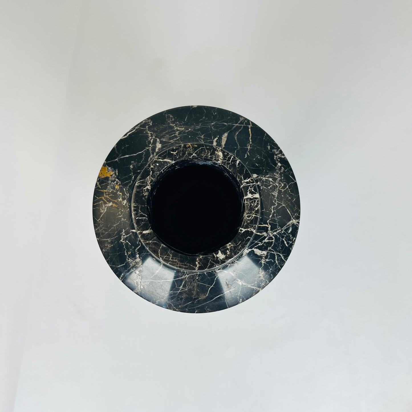 Cylindrical Vase - Black