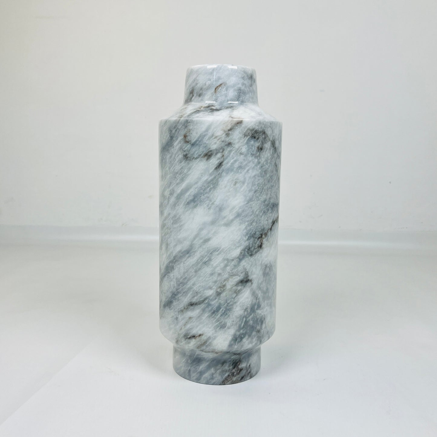 Cylindrical Vase - Gray