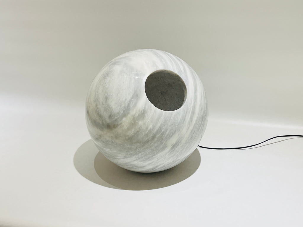 Spherical Table Lamp