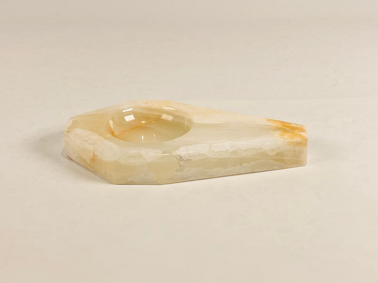 Ivory Marble Ash Tray - Onyx