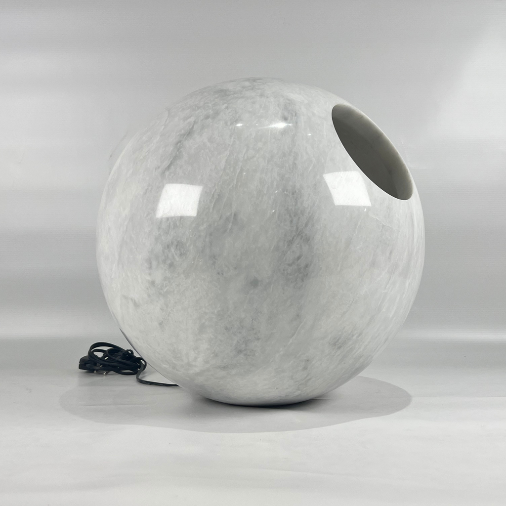 Spherical Table Lamp