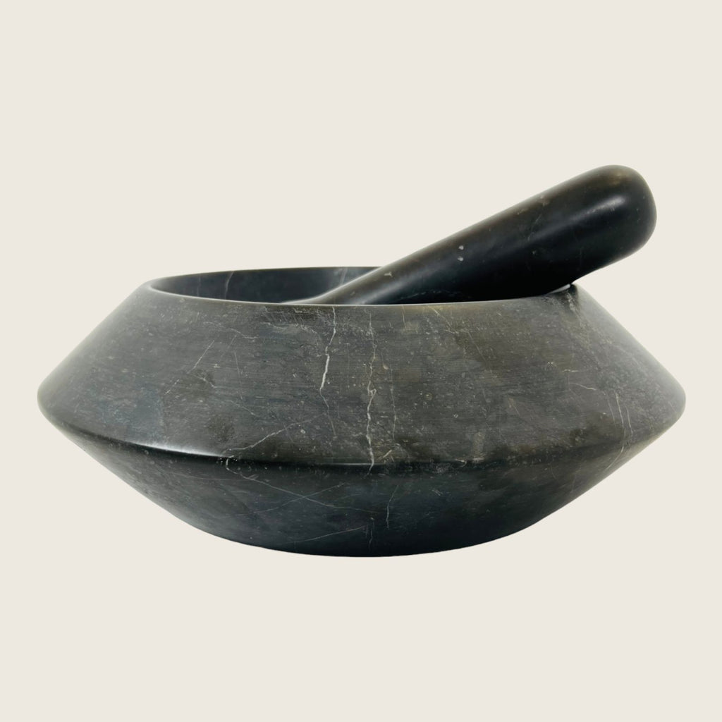 Deep Black Mortar & pestle