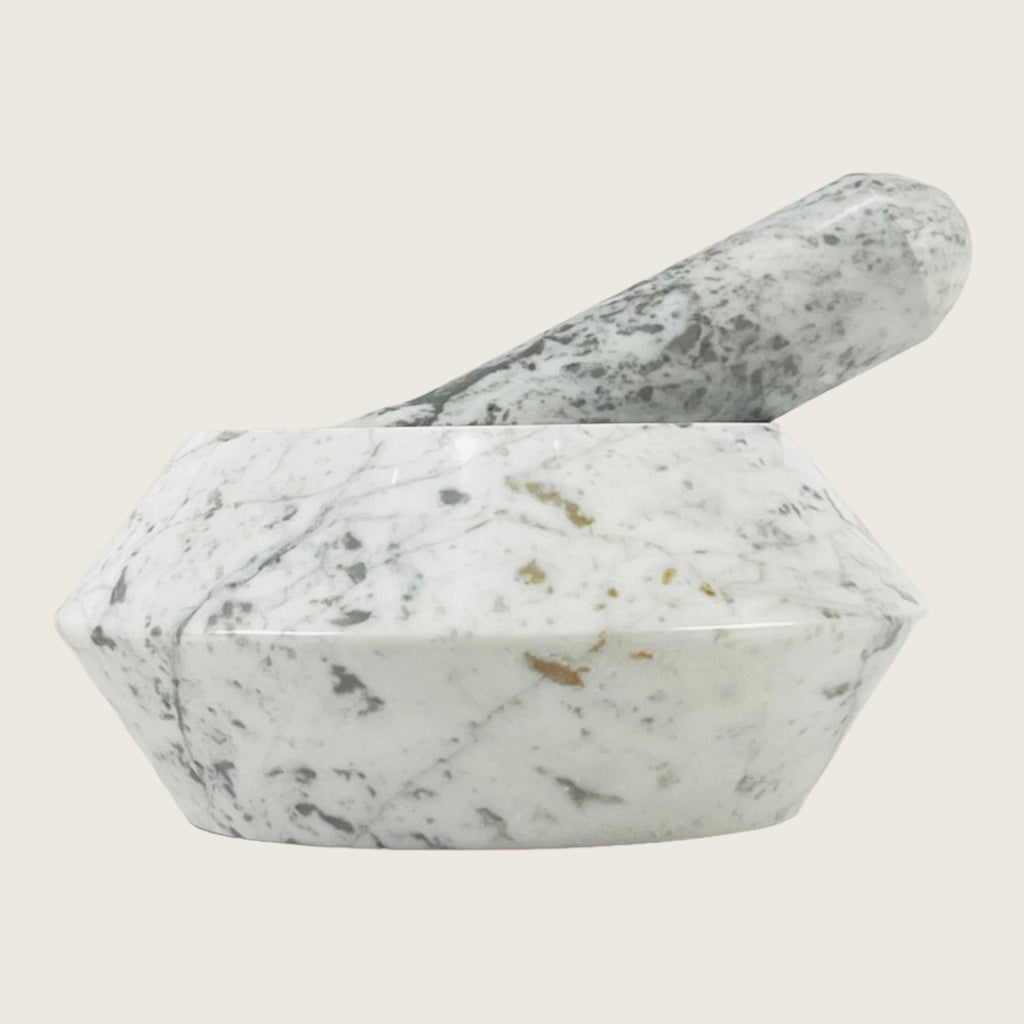 Light Grey Spotted Mortar & pestle