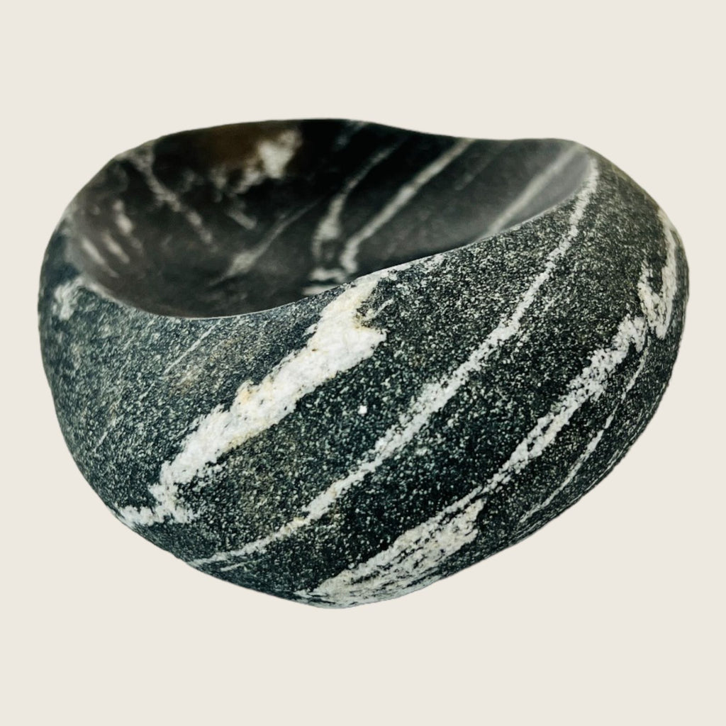 River Stone Black Streaked Soap Dish