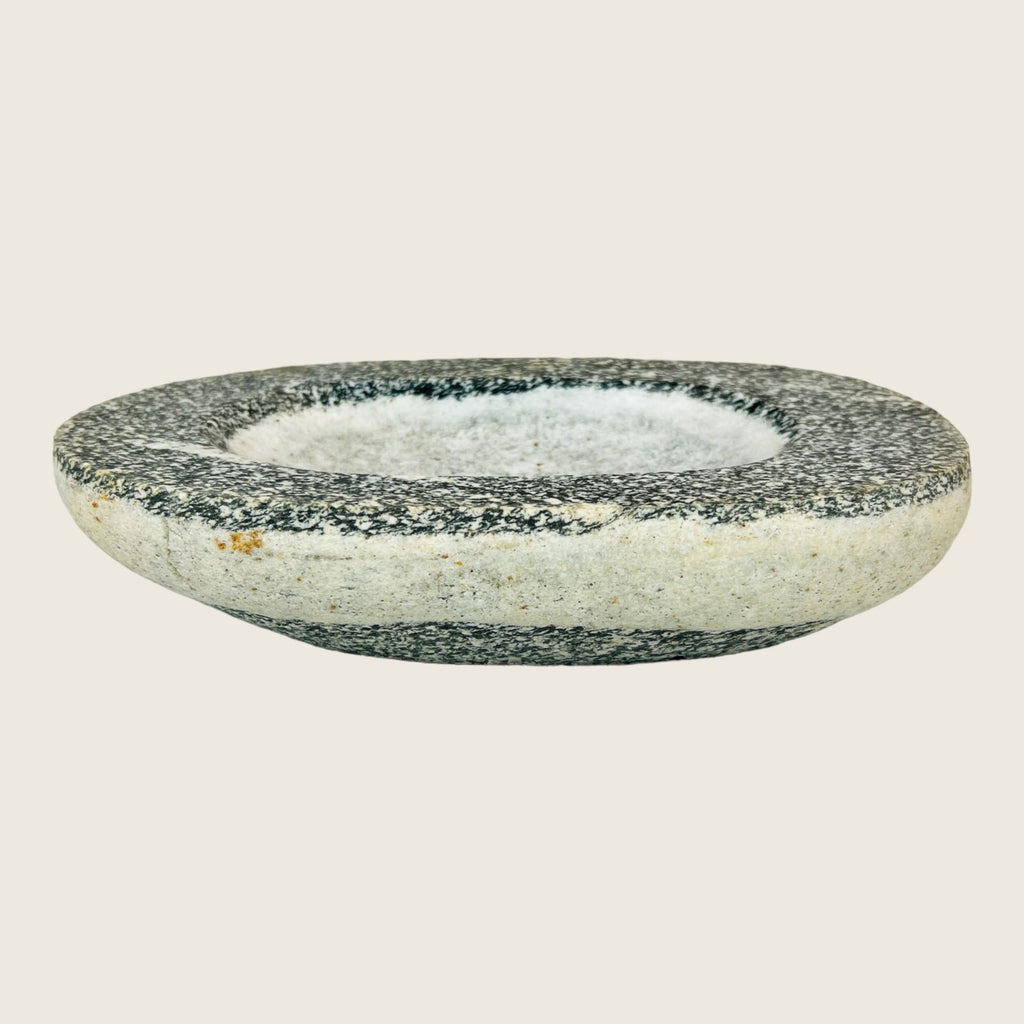 River Stone Pepper Soap Dish