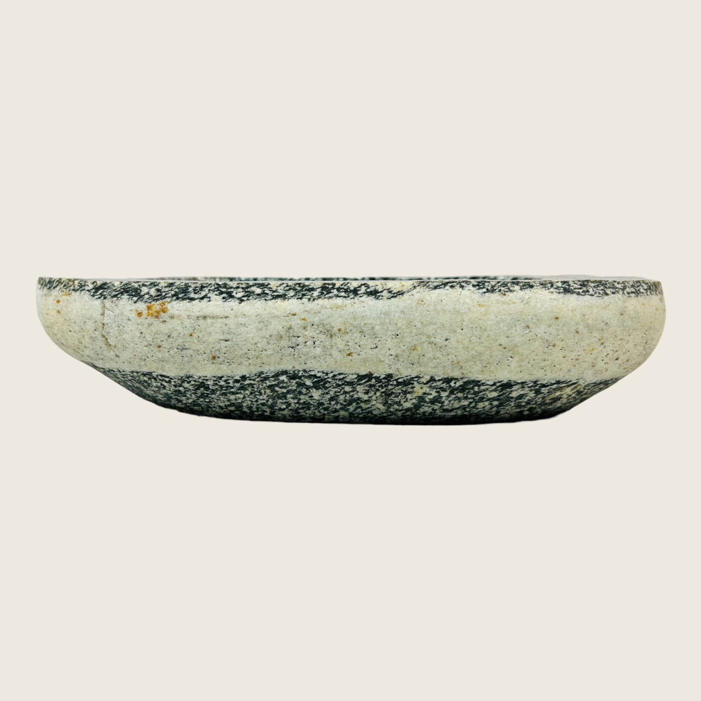 River Stone Pepper Soap Dish