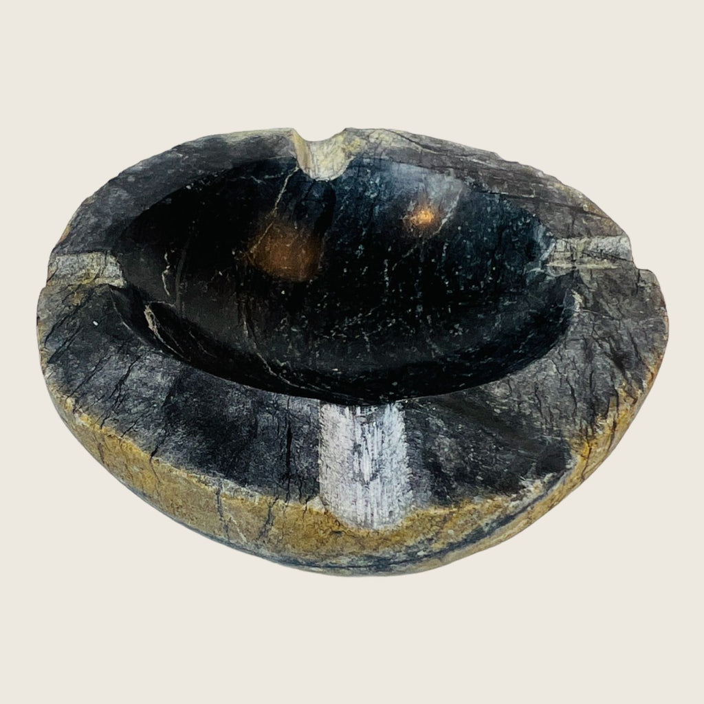 River Stone Deep Black Ash Tray