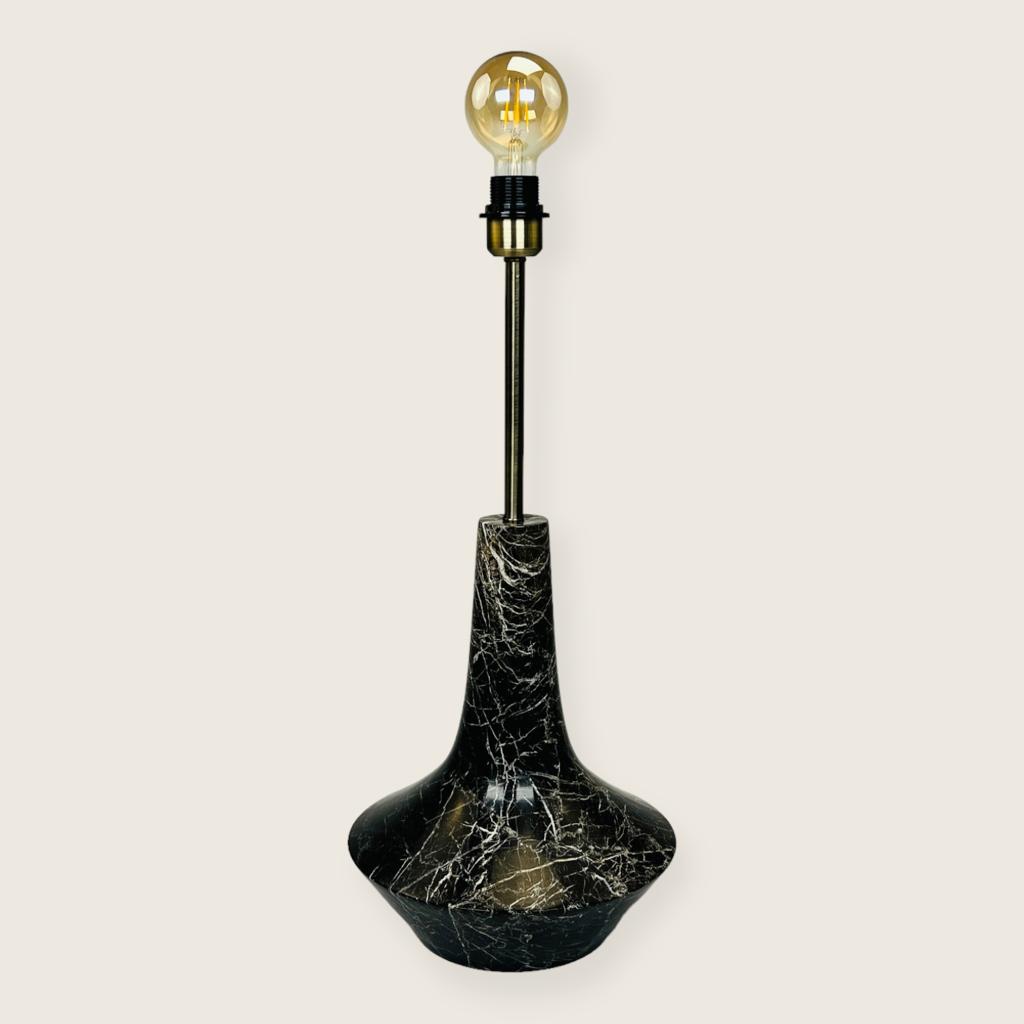 Bulged Saucer Golden Webbed Table Lamp