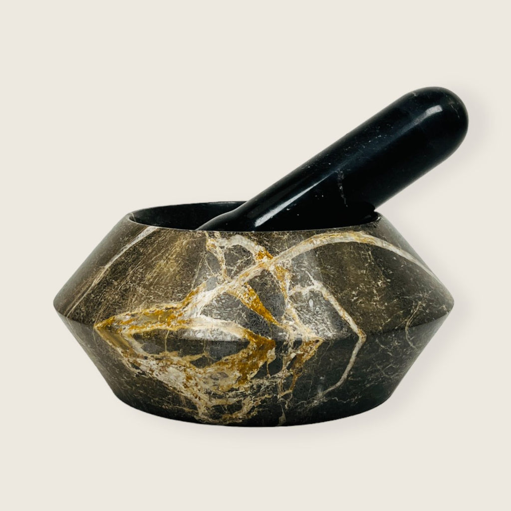 Golden Webbed Mortar & pestle